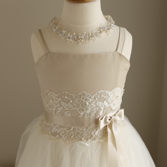 Ivory Champagne Formal Flower Girl Dress Tulle Sequins Pearls Satin Trim LOVELY - Picture 4 of 7